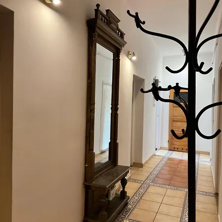 Urban * كراكوفيا